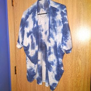 Bobeau tie die shall cover blue and white small